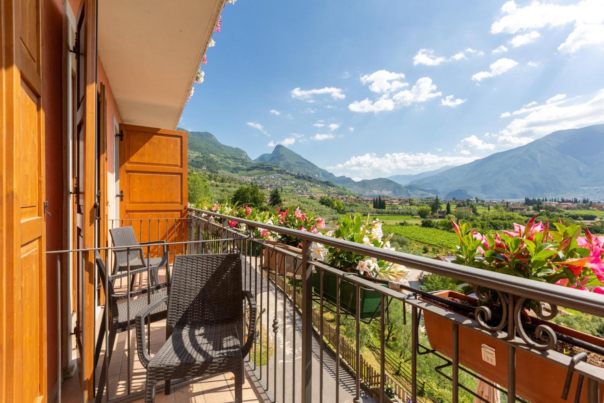 Agritur Eden Marone Vila Riva del Garda Exterior foto